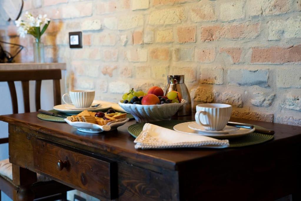 La Capparuccia Apartment Чивитанова Марке Екстериор снимка
