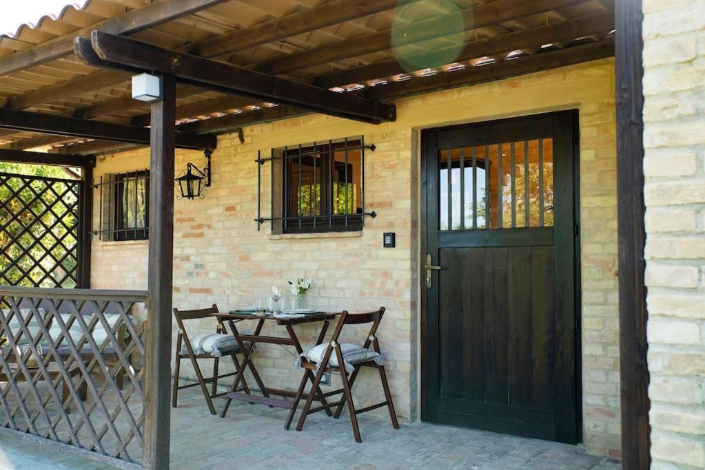 La Capparuccia Apartment Чивитанова Марке Екстериор снимка